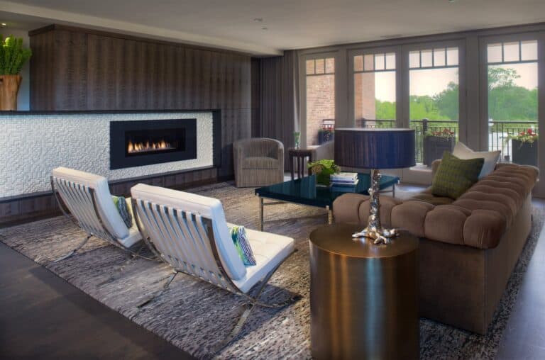 Exclusive Luxury Condominium Living Room 768x508