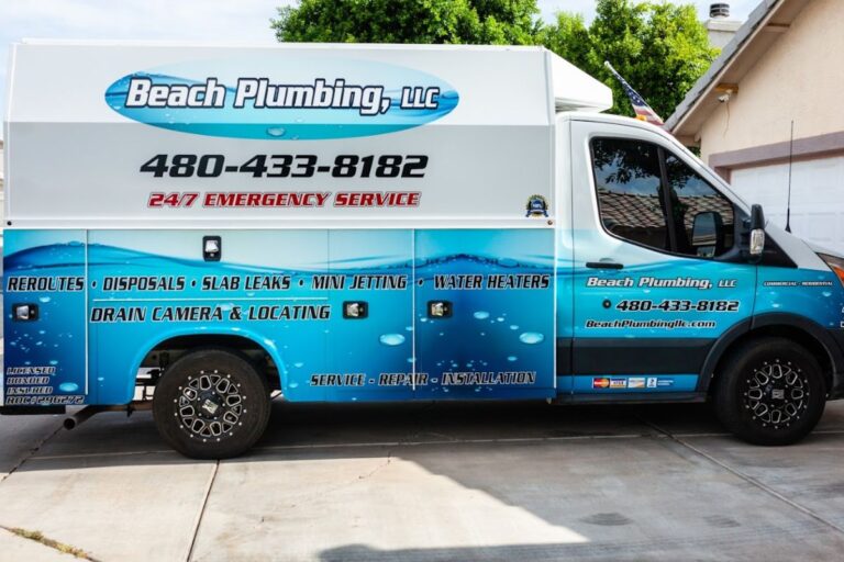 Beach Plumbing car 1 768x512