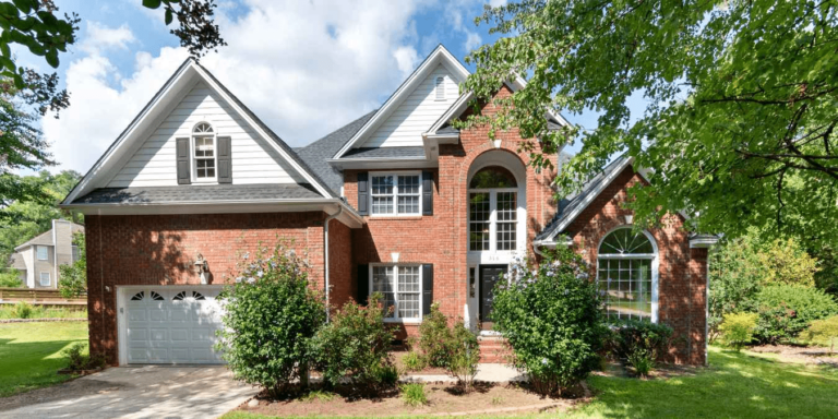 residential roof repairs near me 768x384